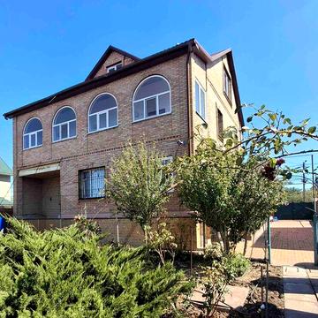 (13) Продам добротний, просторий будинок в Сухому Лимані