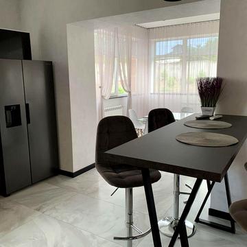 Продам 3-х этажный дом с мебелью и ремонтом Царское село в Днепре