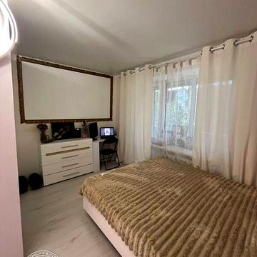 Продаж 1к Квартира Дмитра Білоконя (Баженова) вулиця