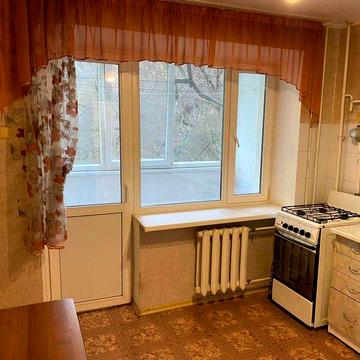 Оренда однокімнатної квартири біля М. Почайна, поруч стадіон "Спартак"