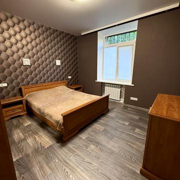 Робоча вул., 172
