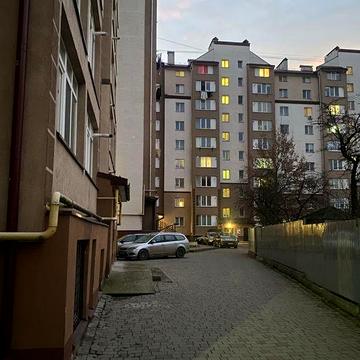 Оренда двокімнатної квартири, в районі метро