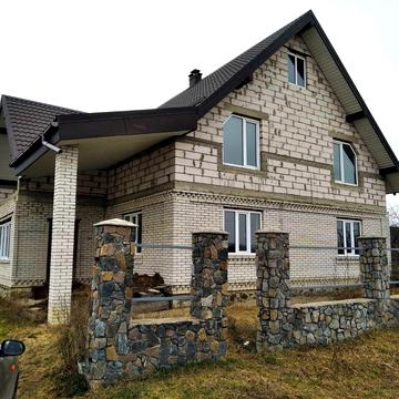 Українки Лесі, 43
