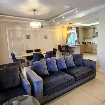 Аренда ДОМА в Совиньоне,  280м²,подвал,10 сот