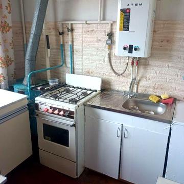 Здається 2 х кімнатна квартира