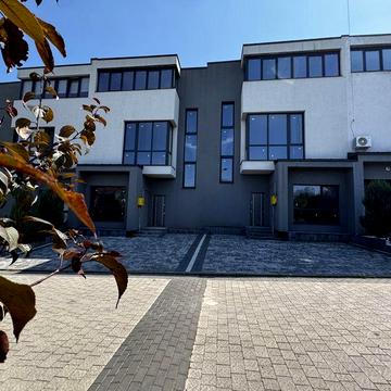 Продаж котеджу в с. Малечковичі по вулиці Лікарській