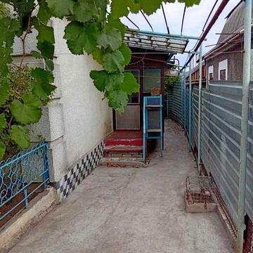 Продаємо будинок