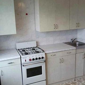 Продам 1 комн кв Улучшенка 40 м  улица Роганская метро Индустриальн OA