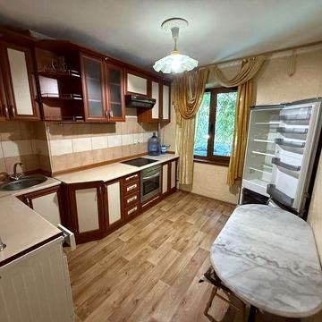 Сдам свою 2-х комнатную квартиру на Пл. Победы.