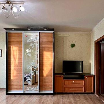 Ващенка, 3, м. Осокорки 10 хв пішки, 1 кімнатна