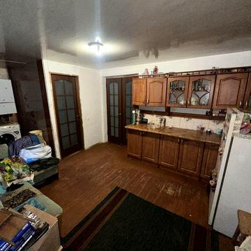 Продаж 3х кімнатної квартири,окремий вхід,центр Гніваня