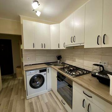 Терміновий продаж 1к квартири на Сухомлинсього