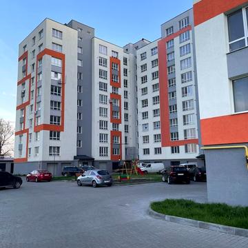 Потічна вул., 1