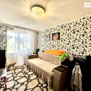 Продаж 3к Квартира Антонова Олега вулиця