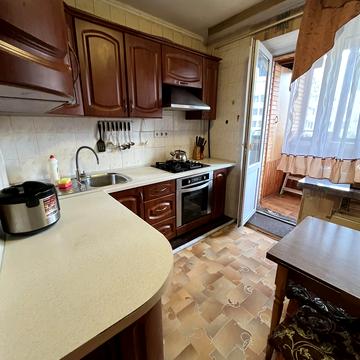 Клавдіївська вул., 36