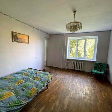 Зарічанська вул., 12а