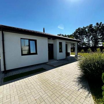 Новий одноповерховий будинок 90м2 з новим якісним ремонтом в Ворзелі