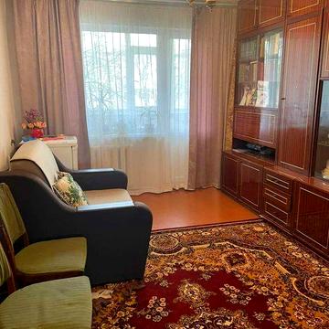 Продаж  2-х кімнатна квартира  на Польовій.