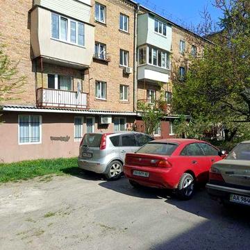 Продаж 2-ка  Вітрука 23 Авіаконструкторська  м  Святошино 10 м ремонт