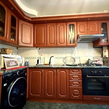 Академіка Корольова просп., 6