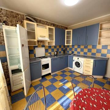 Оренда 1 к. 49 кв.м., в центрі Бучі, бульв. Б. Хмельницького, 2.