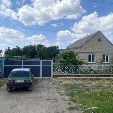 Продаю дом в с Червоне