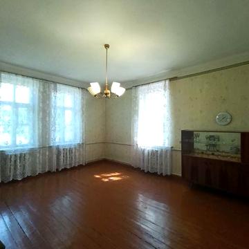 Продам 2 ком.сталинку в центре АГО