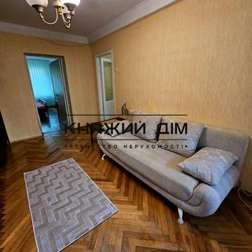 Митрофана Довнар-Запольського вул., 4-Б