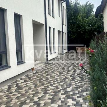 Патріотів вул.