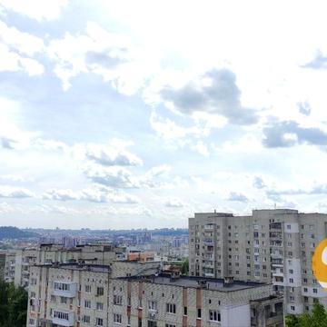 Очеретяна вул., 31