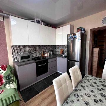 39900 ЖК Любови Малой Продам УКОМПЛЕКТОВАННУЮ 1 комн кварт S-50мAS ЖК Любови Малой