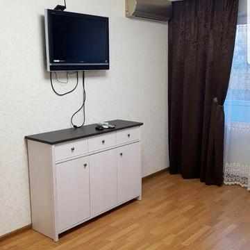 Сдам 1 к. квартиру ул. Королёва Газ ! Без повышения цены! Вузовский.