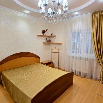 Пантелеймонівська вул., 62