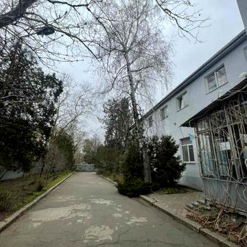 Свободи просп., 31а