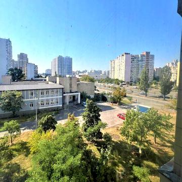 Продаж 3-кім. на вул. Ревуцького, 29 .БЕЗ КОМІСІЇ ДЛЯ ПОКУПЦЯ!