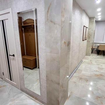 БЕЗ КОМІСІЇ.Здача нової 2кімн.квартири 67м2в тихому центрі.З 25вересня