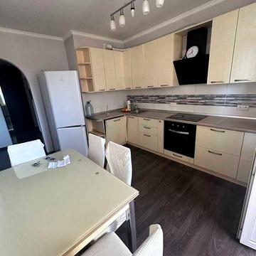 Від власника. Білицька, 20. Виноградар. 3 к. 105м з ремонтом і меблями ЖК На Білицькій