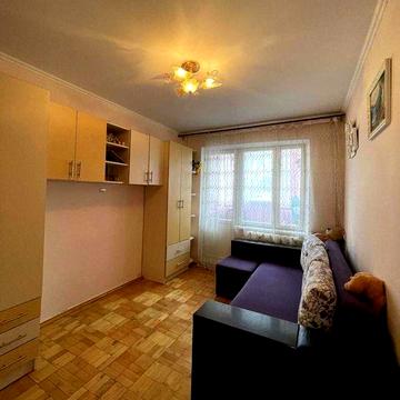 Продаж 3к квартири 63.4 кв. вул. Київська