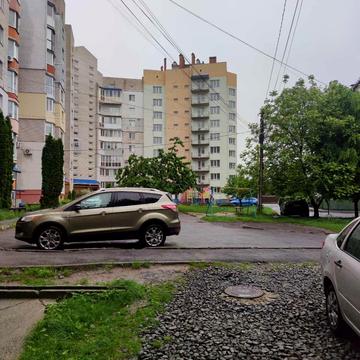 Академічна вул., 58