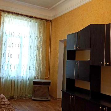Сдам трехкомнатиную  квартиру   в центре