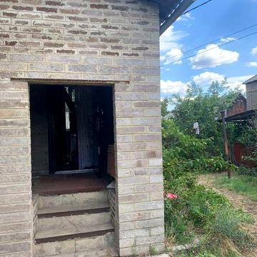 Продам дом в жилом состоянии.