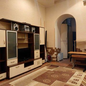 довгострокова аренда 1к.кв.  45кв.м. вул. О.Гончара б.4 м.Дніпро
