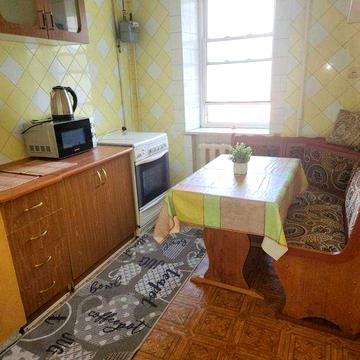 Сдам СВОЮ 2х комн ЦЕНТР новый дом