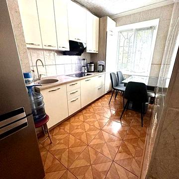 Продам 3х ком Тополь-3 (р-н Эпицентр)