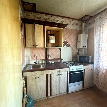 Олександра Поля просп. (Кірова), 84-А