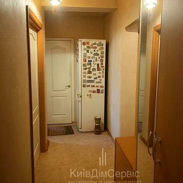 Героїв полку "Азов" вул. (Маршала Малиновського), 30