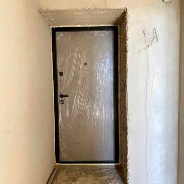 1 кім квартира , сирець