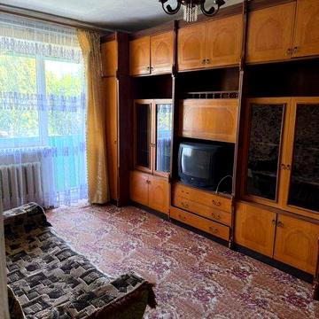Продам 3-кімнатну квартиру у смт.Добротвір загальною площею 54,6 кв.м.