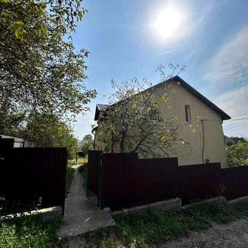 Довгострокова оренда будинку, масив Електроніка