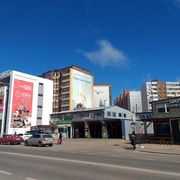Сахарова, 5
